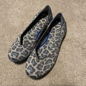 Retired Rothy’s Gray Spotted Round